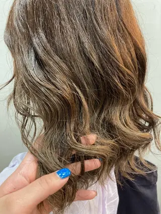 ミディアム RAWR　Hair Brio所属・髪質改善/ブリーチ /ユウキ🫧🌸のヘアスタイル