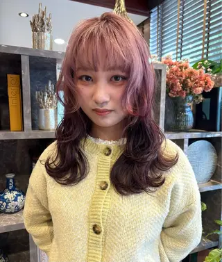 セミロング ひなた 艶カラー/渋谷のヘアスタイル