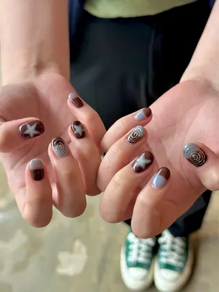 ネイル シモダ カスミ 🦀 @ksm_smdのネイルデザイン