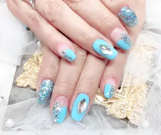 ネイル マジックミラー所属・マジック ミラーのネイルデザイン