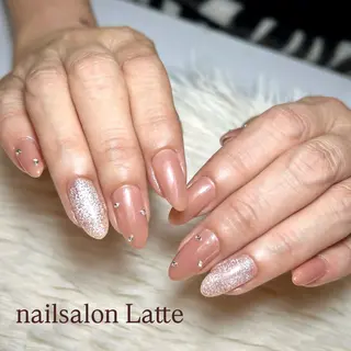 ネイル Nailsalon Latteのネイルデザイン