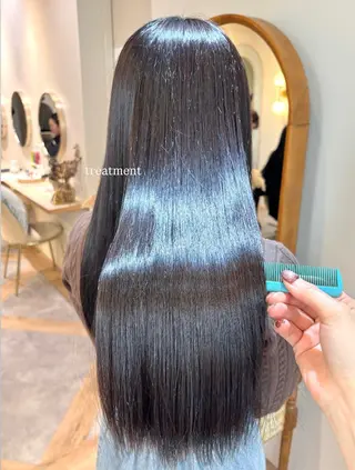 ロング Ruchika .のヘアスタイル