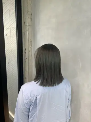 セミロング カラー 暖色/ハイトーン/ カラー/HBLのヘアスタイル