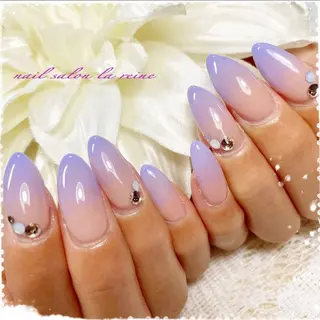 ネイル nail salon  la reine所属・nail salon la reineのネイルデザイン