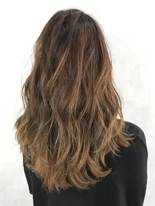 セミロング カラー Another's所属・TOMOYA/ ショート、レイヤーのヘアスタイル