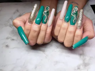 ネイル My+ Rihoのネイルデザイン