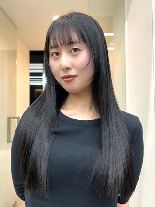 ロング 秋野 花衣のヘアスタイル