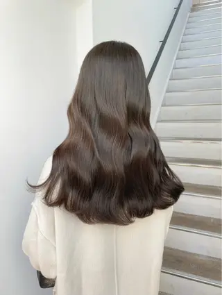 カラー ROAMERomo tesandoのぞみのヘアスタイル