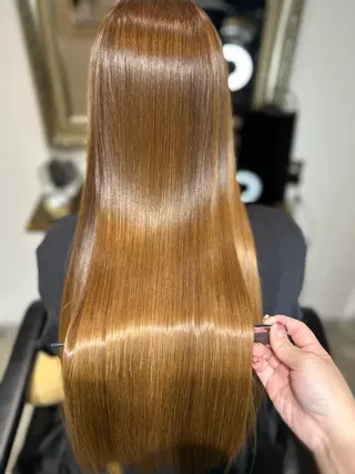 ロング 岩崎 恵実のヘアスタイル