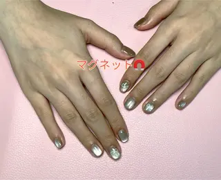 ネイル pink ladyサロン所属・べ にのネイルデザイン