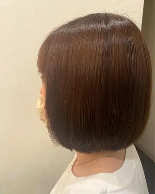ショート 岡田 真弥のヘアスタイル