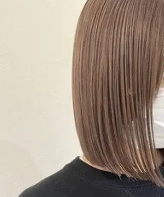 ミディアム カラー 🌟デザインカラー 久保悠那のヘアスタイル