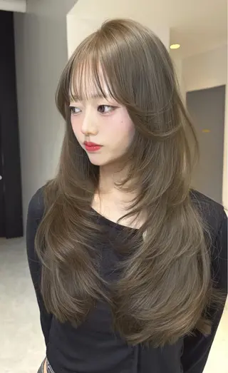 ロング カラー ARMONY表参道店所属・韓国風レイヤーカラー ライムのヘアスタイル