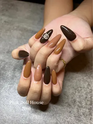 ネイル Pink Doll House　掛川店所属・ピンクドールハウス 掛川店のネイルデザイン