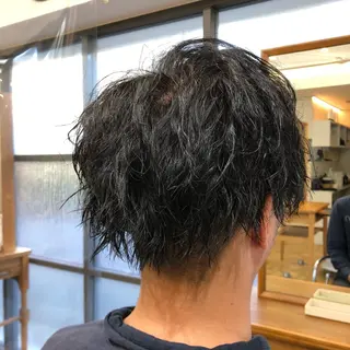 ミディアム パーマ メンズ 西山 良波のヘアスタイル