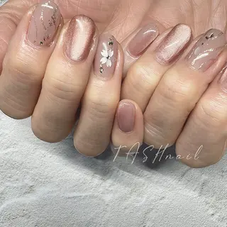 ネイル TASH nailのネイルデザイン