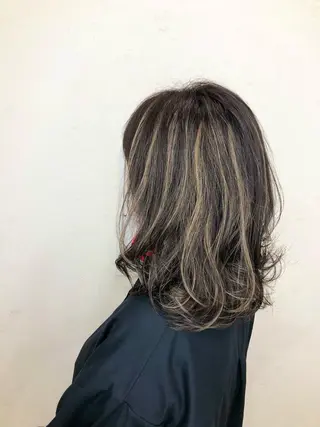 セミロング 太白区白髪ぼかし/ ボブカット/千葉達人のヘアスタイル