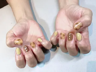 ネイル iiloo aromaworksのネイルデザイン