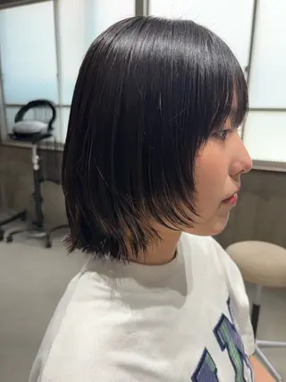 ミディアム 玉置 七海のヘアスタイル