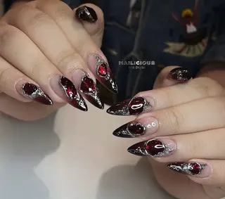 ネイル Queen Nail 柏店　クイーンネイルのネイルデザイン