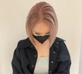 ミディアム 韓国/透明感 Veluaのヘアスタイル