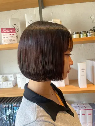 ミディアム EIGHT サイショ ミズキのヘアスタイル