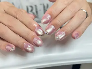 ネイル Sara+所属・sara +のネイルデザイン