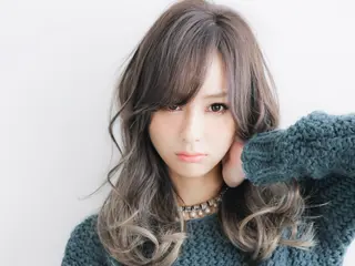 ロング カラー 6Dエクステ 板橋店のヘアスタイル