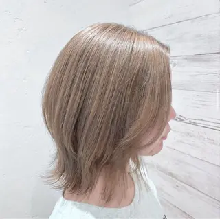 ミディアム カラー アニメ髪・ウルフ🦇 樋口莉夏のヘアスタイル