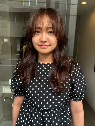 ロング hen所属・心斎橋/レイヤー/ ブリーチ/モエのヘアスタイル