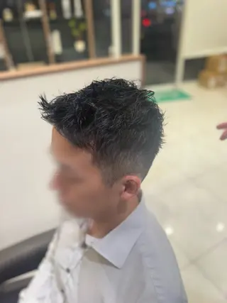 ショート メンズ 🕯コバ/レイヤー/ 美髪縮毛🕯のヘアスタイル