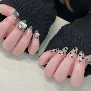 ネイル b'6 by Stir所属・b'6 SAKINAのネイルデザイン