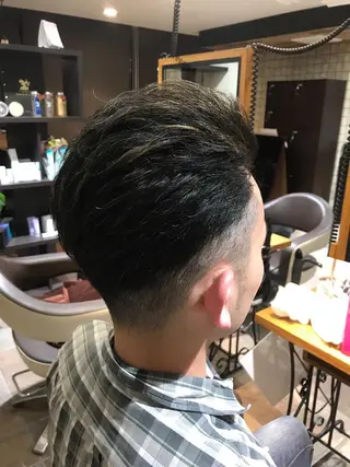 ショート カラー メンズ 森島 雅之のヘアスタイル