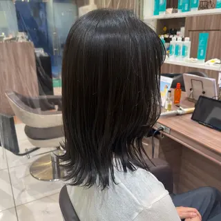 ミディアム ナチュラル暖色カラー 🤎 佐藤栞のヘアスタイル