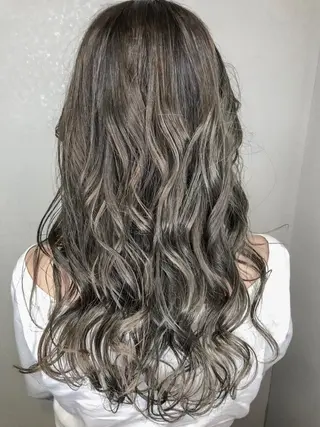 ロング NYLON. 柏店所属・お悩み解決美容師🩷 ♠️ベテランそめやのヘアスタイル