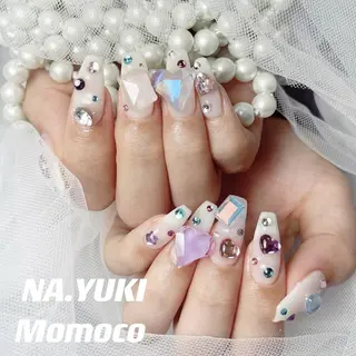 ネイル 🌷 Mooning 🌷のネイルデザイン