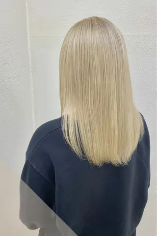 ロング カラー 菊地 紗矢のヘアスタイル