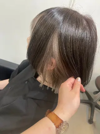 ショート 🐝 朝ラク・扱いや すいボブ／専門🐝のヘアスタイル