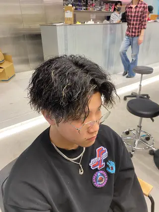 パーマ メンズ シャドウパーマ/ ルーズパーマ/メンズのヘアスタイル