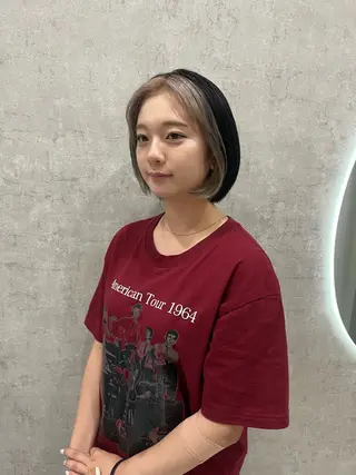 ショート カラー 中島 日菜のヘアスタイル