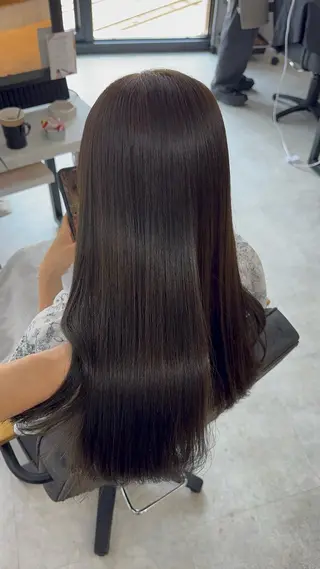 ロング カラー 赤み無し柔らかカラー 【梅田】madokaのヘアスタイル