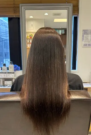 ロング カラー まい🎀ピンク💝 透明感/髪質改善のヘアスタイル