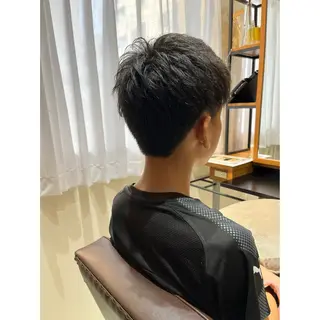 ショート 喜友名洸季 anoneのヘアスタイル