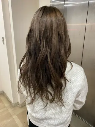 ロング くすみカラー♡ Yuukaのヘアスタイル