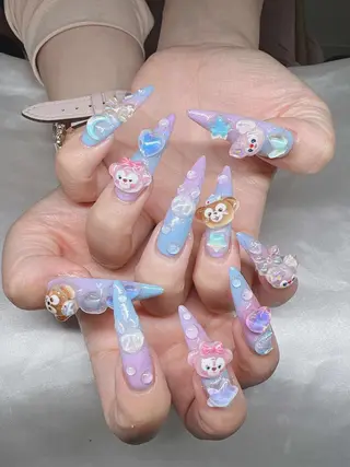 ネイル Lee Nailsのネイルデザイン