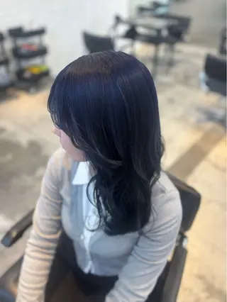 セミロング カラー ハイトーン sala 推しカラー職人🎀のヘアスタイル