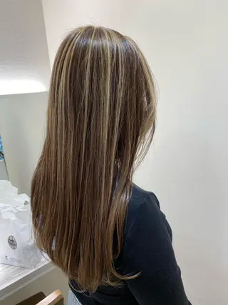 ロング カラー 髪質改善/白髪ぼかし レイヤー 🌱千咲季のヘアスタイル