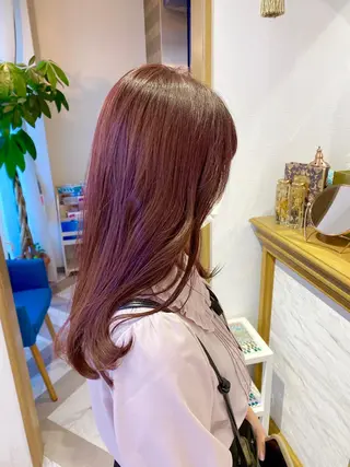 ミディアム レイヤーカット /透明感カラー西田のヘアスタイル