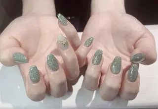 ネイル Trang An Nail Salon所属・チャン アンのネイルデザイン