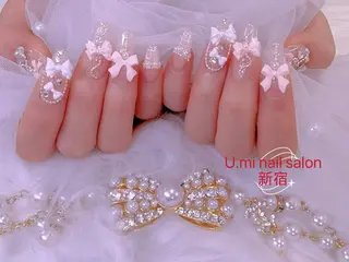 ネイル UMI ネイルサロン新宿🎀のネイルデザイン